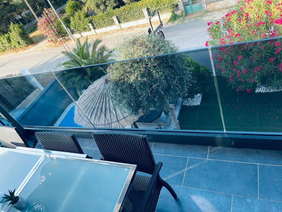 Apartmani Vernissage Biograd Na Moru Exterior photo