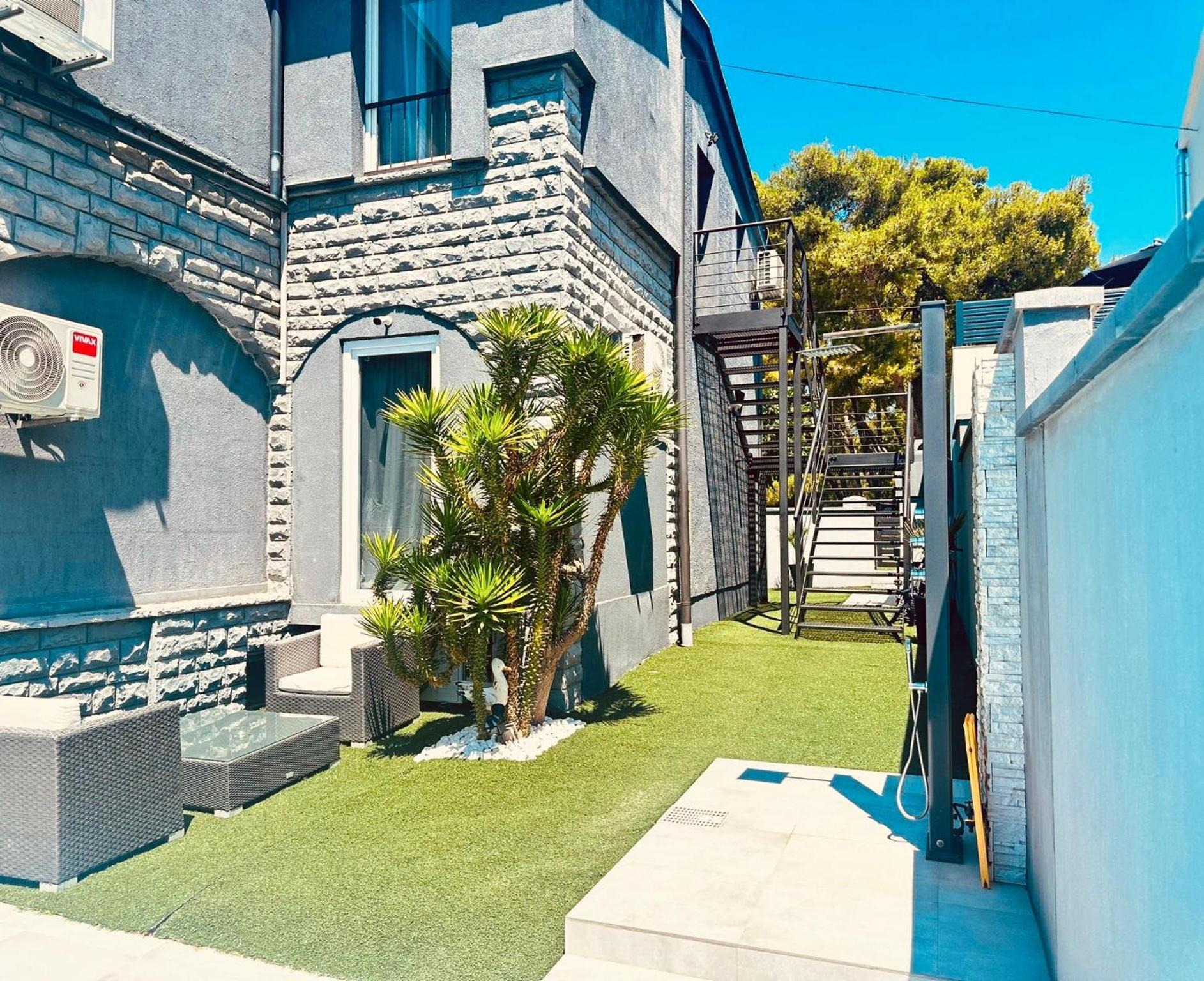 Apartmani Vernissage Biograd Na Moru Exterior photo